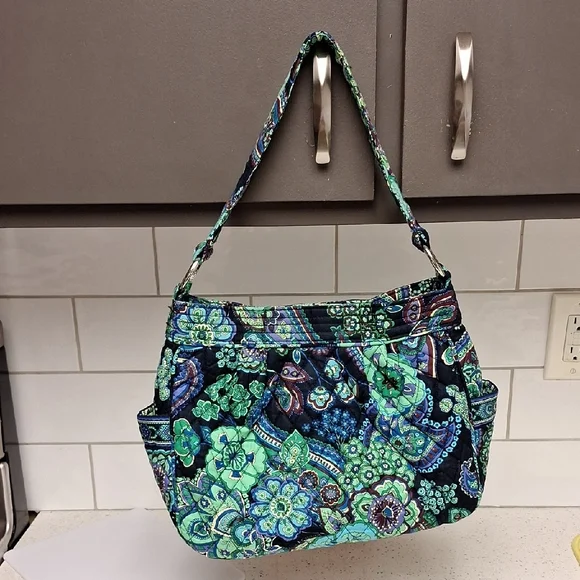 Floral Patterned Vera Bradley Shoulder Bag NWOT - Picture 1 of 3